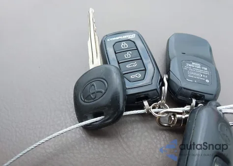 2006 Toyota Corolla Le из США, поврежденный, VIN 2T1BR32EX6C645052